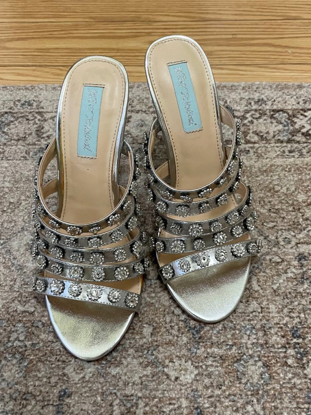 Blue by Betsey Johnson Women's SB-Jovi Heeled Sandal Size 7
